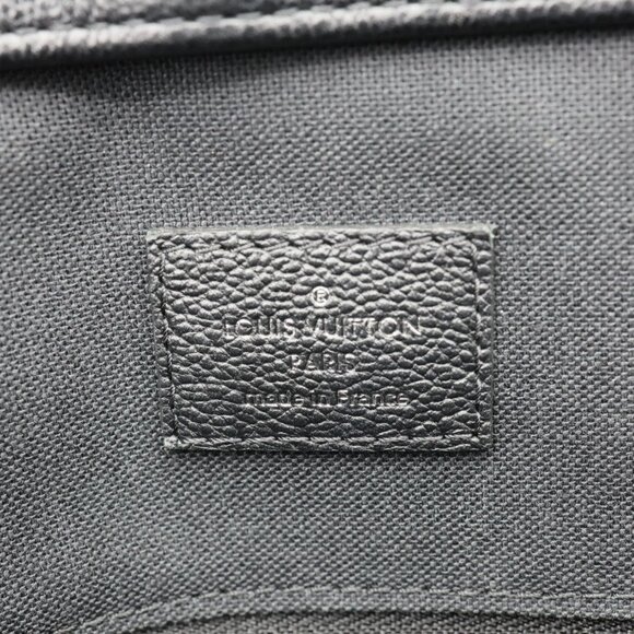 Louis Vuitton Vaneau GM Epi Leather Shoulder Bag Black - Picture 13 of 14